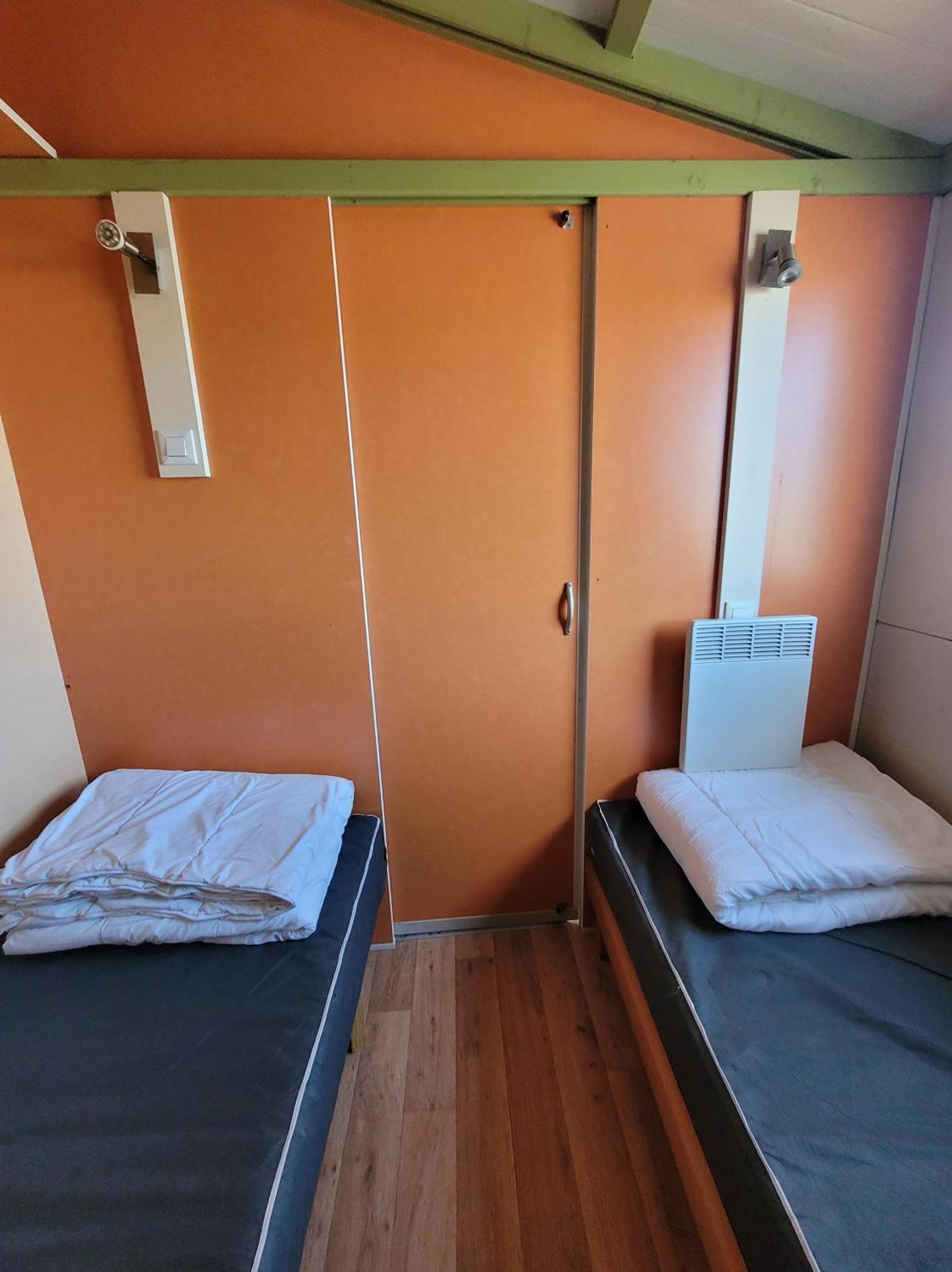 Camping Les Hirondelles Bourg-Sainte-Marie Exterior foto